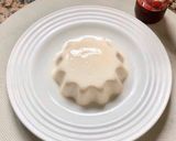 Une image de l'étape 3 de Petits flans renversés à la vanille sans œufs.