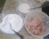 A picture of step 1 of Zinger burger's.