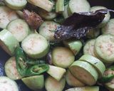 Foto langkah ke 3 dari resep Sayur Terong Santan.