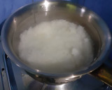 Foto langkah ke 2 dari resep Menu Utama :Bubur Nasi Sederhana.