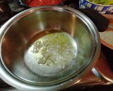 Foto del passaggio 2 della ricetta Risotto ai funghi di bosco🌳🍁🍂🍄🍚