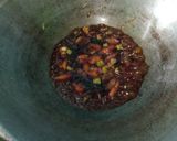 Foto langkah ke 2 dari resep Telur ceplok masak kecap.