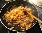 Foto del paso 7 de la receta: Corazones e hígados de pollo al wok