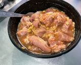 Une image de l'étape 7 de Porc à l'ananas, prune et gingembre.