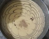 A picture of step 5 of Zebra Čake.