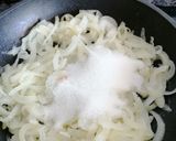 Foto del paso 3 de la receta: Macarrones con cebolla caramelizada