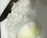 Foto del paso 2 de la receta: Solomillo de pollo con salsa al curry, espárragos trigueros y huevo cocido