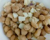 A picture of step 6 of Kurkuray Dahi Puri 😋😋.