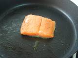 焦糖洋蔥鮭魚三明治