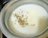 A picture of step 1 of Sonf gur ki chai.