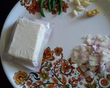 A picture of step 2 of Palak paneer.