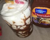 A picture of step 4 of Easy banana chocolate shake.