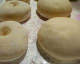 A picture of step 4 of Glazzed donuts.