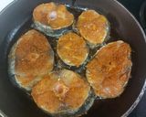 A picture of step 1 of Surmai fish biryani.