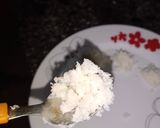Foto del paso 2 de la receta: Bombones de coco y chocolate (receta súper fácil y liviana)