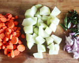 கேரட் சௌ சௌ மசாலா குழம்பு (carrot chow chow masala gravy) ரெசிபி ஸ்டேப் 2 புகைப்படம்