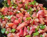 A picture of step 4 of Spring Onion Tomato Chutney !!.