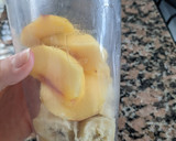 Foto del paso 1 de la receta: Licuado de durazno y banana 🍑🍌
