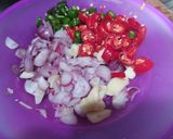 Foto langkah ke 1 dari resep Ikan Asin Cabe Bawang (Gereh Lombok Brambang).