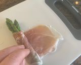 A picture of step 6 of Asparagus & Parma Ham.