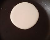 Foto langkah ke 3 dari resep Martabak mini teflon mudah.