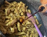 A picture of step 4 of Shredded chicken sauce.