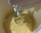 Foto langkah ke 1 dari resep Dutch Boterkoek.