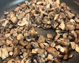 Foto del paso 1 de la receta: Tartaletas de champiñones y castañas