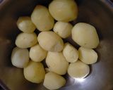 બટાકાના સમોસા (Potato Samosa Recipe In Gujarati) રેસીપી સ્ટેપ2ફોટો
