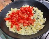 Une image de l'étape 7 de Curry de Julienne au lait de coco, épices et tomates.