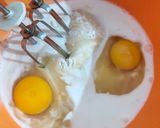 Foto langkah ke 3 dari resep Bolu Kukus Mekar.