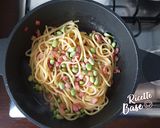 Foto del passaggio 6 della ricetta Spaghetti Fave, Guanciale e crema di Pecorino Romano