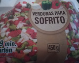 Foto del paso 2 de la receta: Espaguetis integrales con verdura y carne picada de pollo