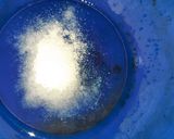 A picture of step 1 of Spicy Chicken Fry.