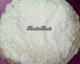 Foto langkah ke 2 dari resep Cupcake Lembut tanpa Emulsifier.