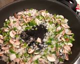 A picture of step 1 of Hearty spaghetti sauce.