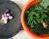 Foto langkah ke 1 dari resep Bobor Bayam dan Kacang Panjang.