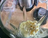 Une image de l'étape 6 de Boisson énergisante au gingembre, citron, menthe et épices (version 2).