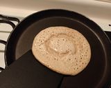 Foto del passaggio 4 della ricetta Pancakes 100% integrali