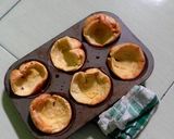 Foto langkah ke 6 dari resep Yorkshire pudding.