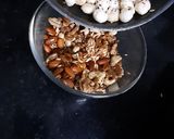 A picture of step 4 of Dry fruit Namkeen.
