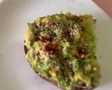 รูปขั้นตอนการทำที่ 3 ของ Avocado hummus toast ขนมปังปิ้งฮัมมุส อะโวคาโด วีแกน