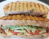 A picture of step 3 of 🍔🥗 Cheese Ploughman's Sandwich 🥗🍔.