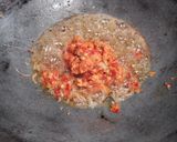 Foto langkah ke 2 dari resep Sambel Cuwe Kemangi.