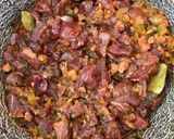 Tavaszi bográcsban készült medvehagymás gulyásleves recept fázis 2 fotója