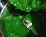 A picture of step 1 of Hariyali Pav bhaji.