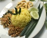 Foto langkah ke 3 dari resep Nasi kuning gurih dan simpel.
