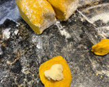 Foto del paso 4 de la receta: Ñoquis de zanahoria rellenos con salsa al verdeo