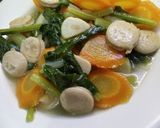 Foto langkah ke 9 dari resep Tumis Sawi Wortel Sosis.