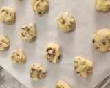Foto langkah ke 4 dari resep Raisin Pumpkin Seed Cookies.